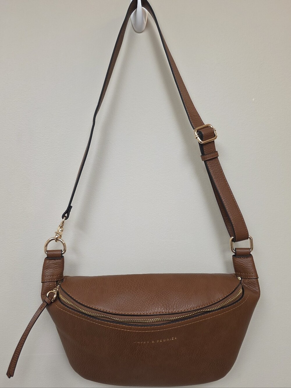 Poppy & Peonies SIDEKICK Chestnut Vegan Leather Crossbody Belt Bag